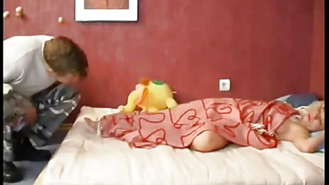 عضلانی, ها درو زنان بسیار سکسی Katya Kassin در دو پورت