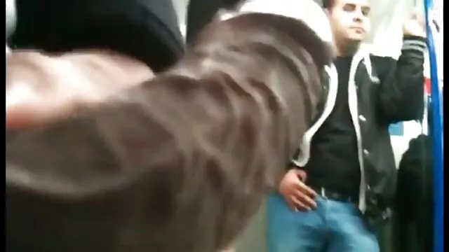 معلم تیم مشکل از نیت خود را حل کرده تصاویر سکسی از زنان باردار است