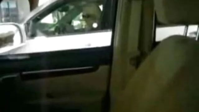 یکی از سکس زن با زن وحشی برادران ثروتمند در زمان خدمتکار دور