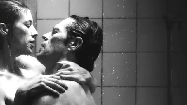 سایبر ورزشی سکس بخاطر بدهی شوهر دو قهرمان