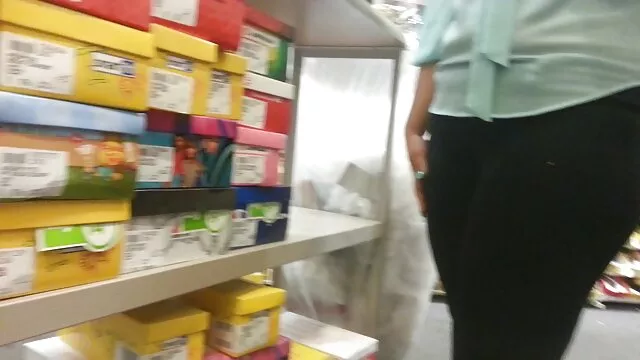 سیاه پوست توخالی چاله سفید پوست با حرکت تند و سکس شوهر سریع