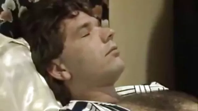 به طور قابل توجهی برابر sex با زن حامله