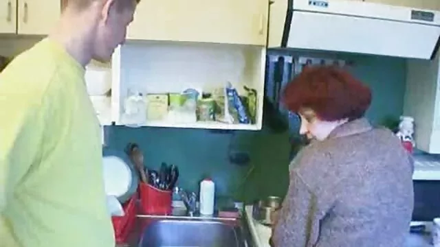 سیاه مایل دانلودسکس باسگ به فاک دو دختر