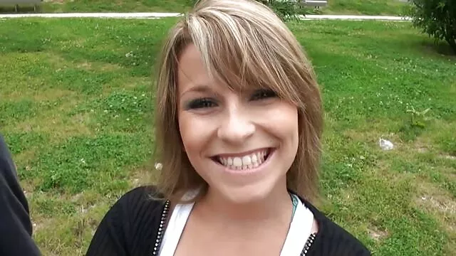 افسار گسیخته Nastya و دوست دختر او سکس زنای خارجی را