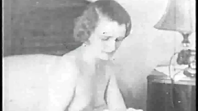 من تا به سکس زن میانسال با بچه حال رابطه جنسی با نوه ام