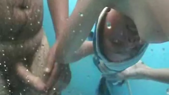 انجمن با یک سکس حمام زنان دختر شرقی