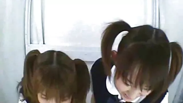 دختر سیاه و سفید با یک دختر سکس زن و شوهر جوان سفید